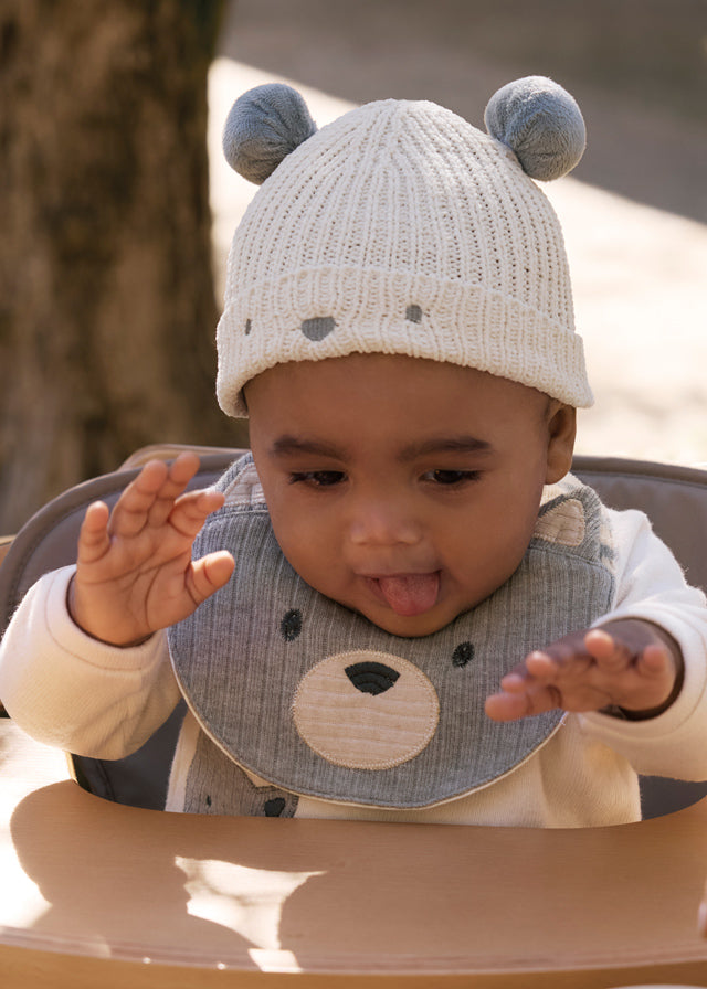 Set gorro y calcetines cerámica