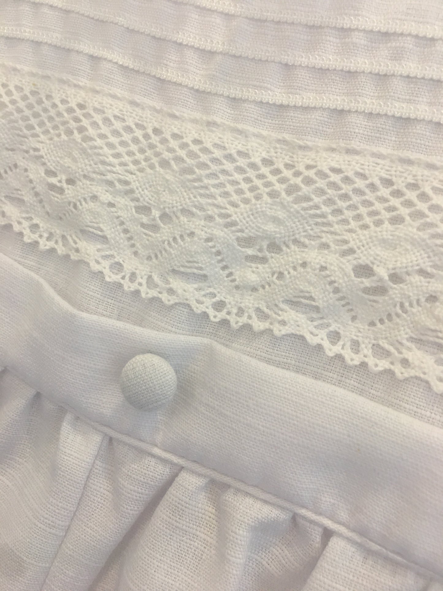 Ropón Gabriel blanco