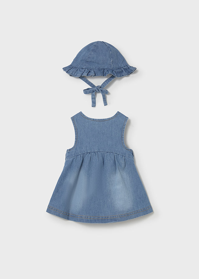 Vestido con gorro tejano