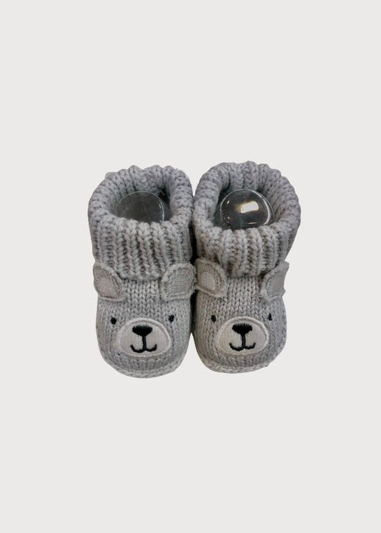 Zapatitos tejidos de crochet osito gris