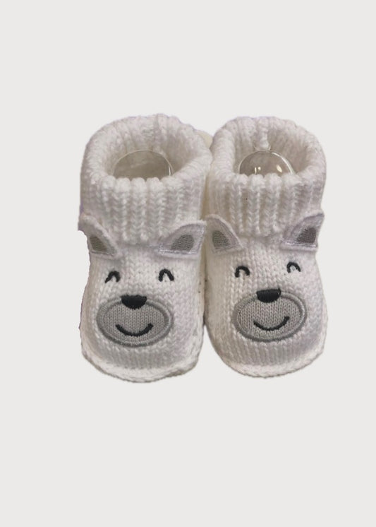 Zapatitos tejidos de crochet osito blanco
