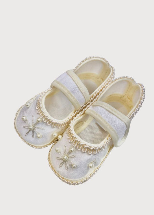 Zapato hueso flor